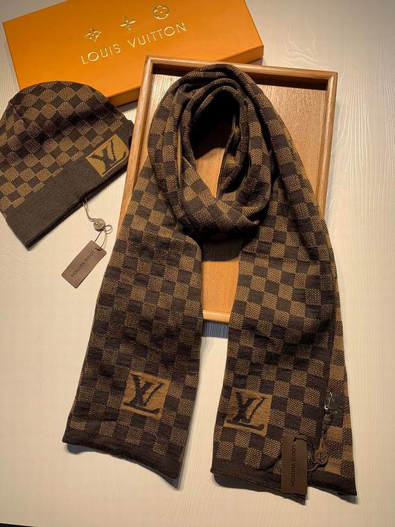 Louis Vuitton Scarf & Beanie Set ID:20221216-95